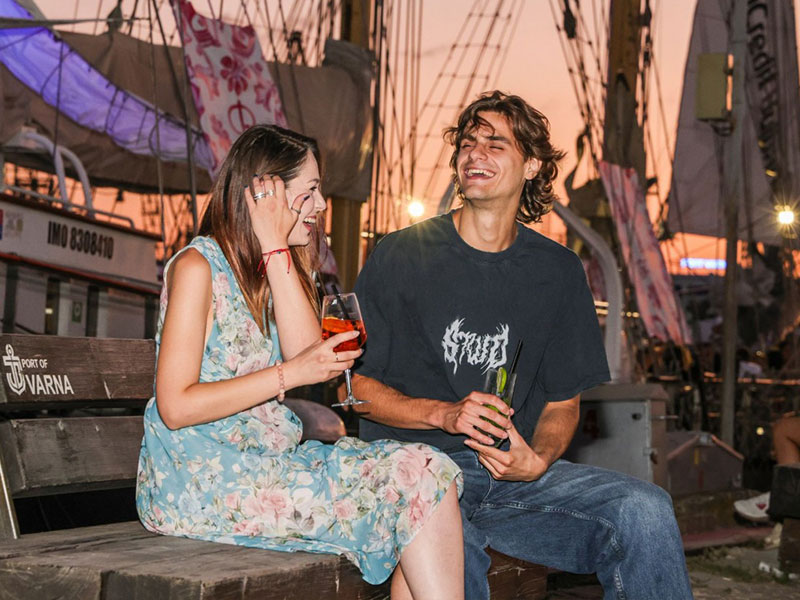 فارنا ليلاً – أمسية في المدينة