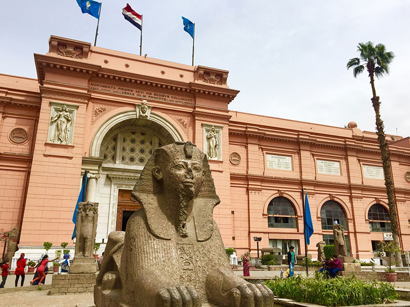 Pyramids and Egyptian Museum Tours